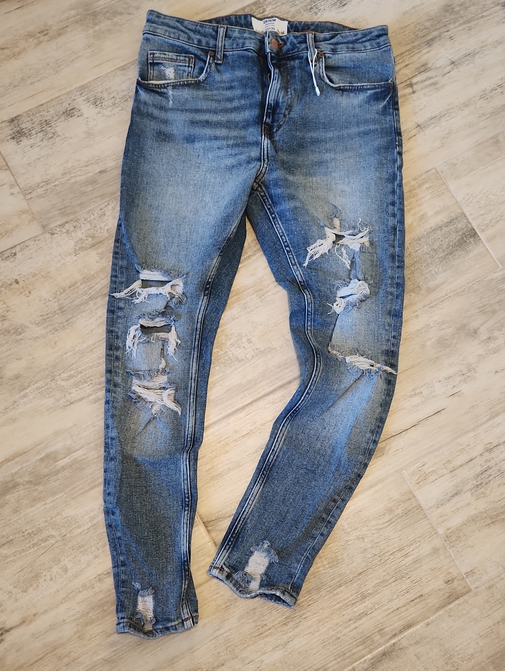 Bershka Washed Blue Distressed Skinny Jeans